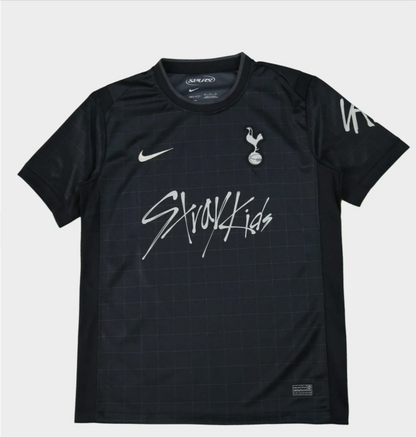Camiseta Tottenham X Stray Kids